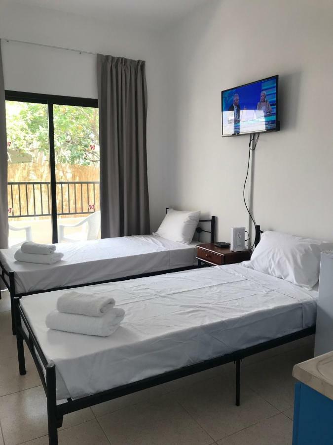 Athinas Court Aparthotel Paphos Luaran gambar